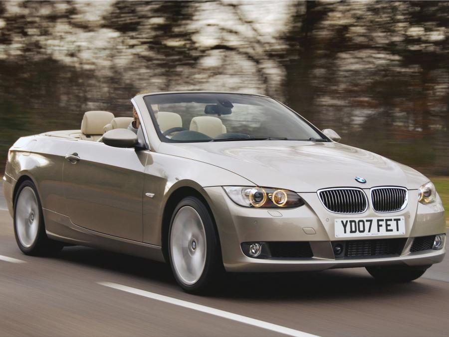  BMW 335i Convertible 2007 года  (UK) (фото 5 из 8)